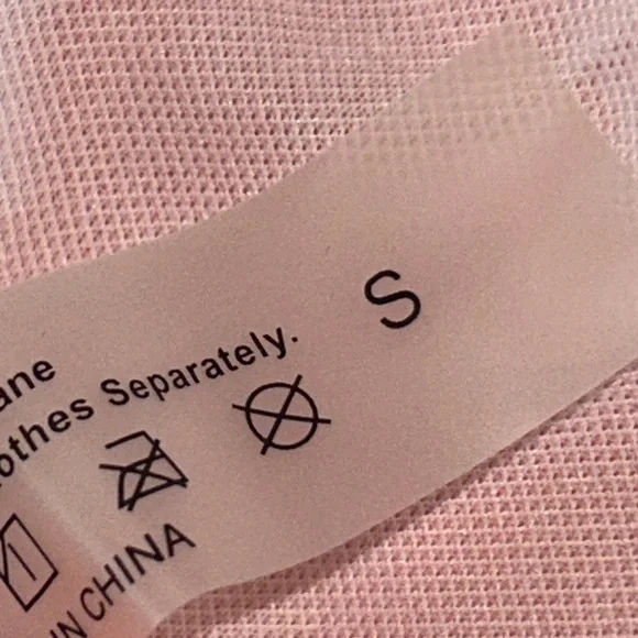 NWOT plunge neck one piece women’s swimsuit - Picture 3 of 3